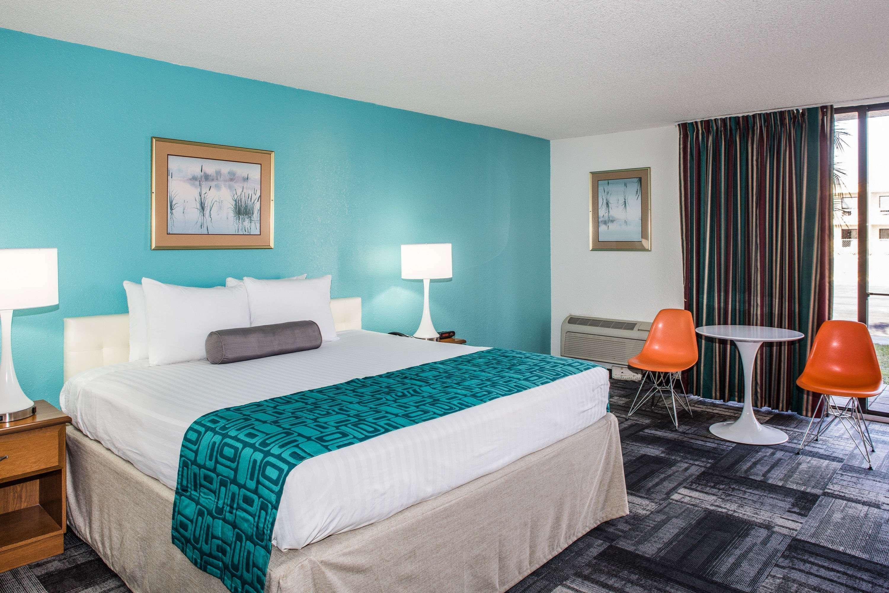 Howard Johnson By Wyndham Winter Haven Fl Экстерьер фото